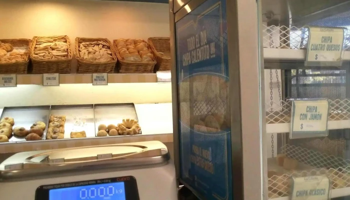 La Celester   PAnADERIA 1952 Sucursal Corro Ambiente - Córdoba