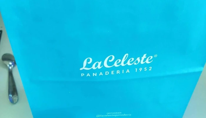 La Celester   PAnADERIA 1952 Sucursal Corro Comentarios - Córdoba