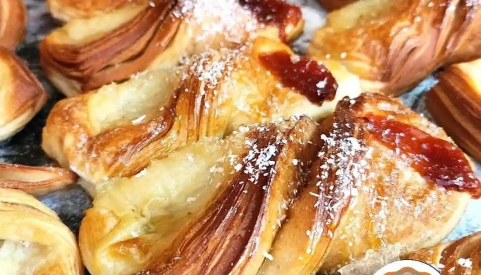La Chela Panaderia -  Comida Y Bebida - Santa Fe de la Vera Cruz