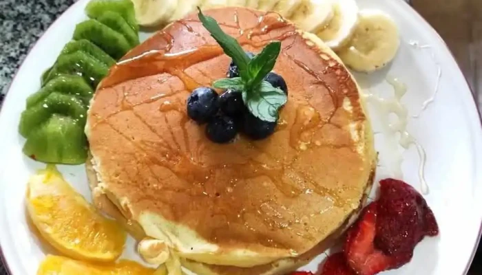La Esquina Chalten -    Desayunos Almuerzos Cenas Viandas Lunch Box Panqueque - El Chalten