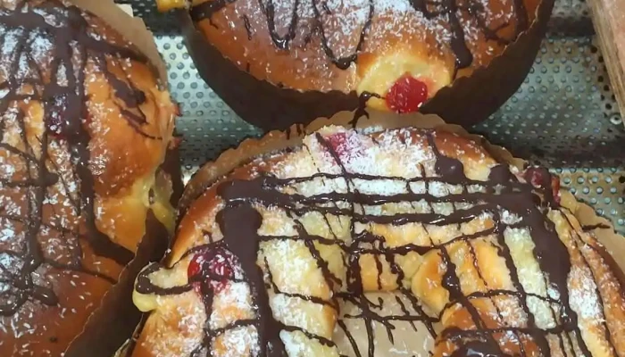 La Martina Panaderia Y Confiteria Comida Y Bebida - Ejh