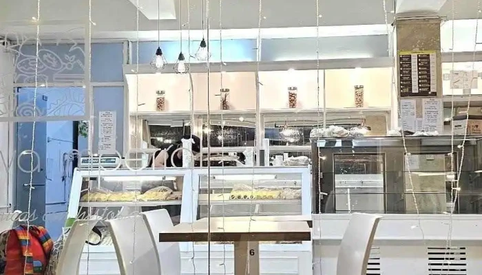 La Nueva Imperial Panaderia Y Confiteria -  Ambiente - Villa Nueva