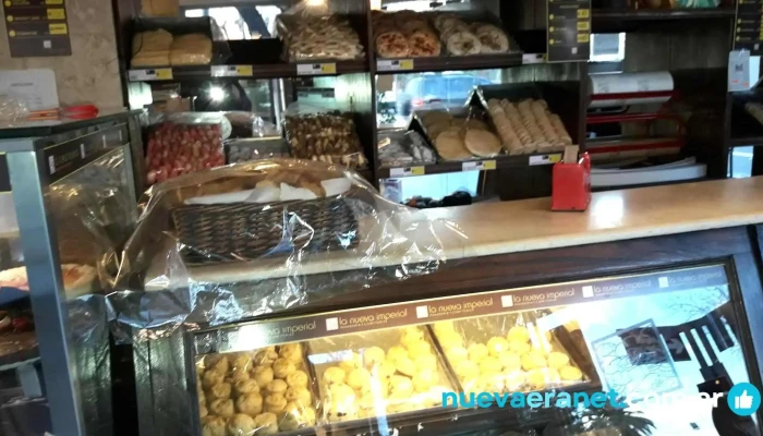 La Nueva Imperial Panaderia Y Confiteria -  Pastel - Villa Nueva