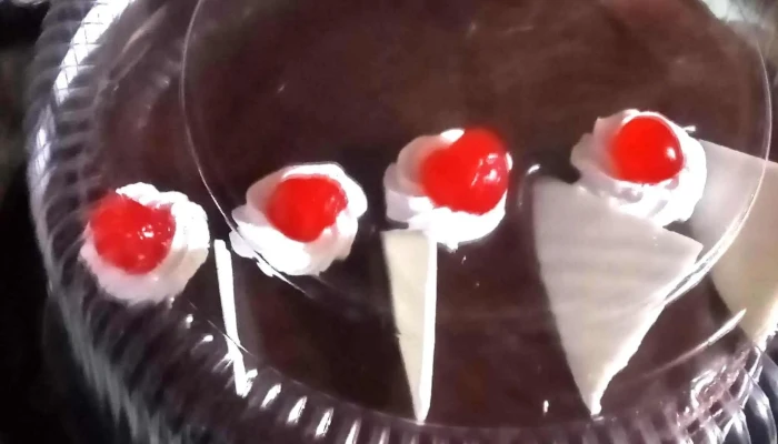 La Nueva Srl -    Panaderia Y Confiteria Instagram - Jardín America