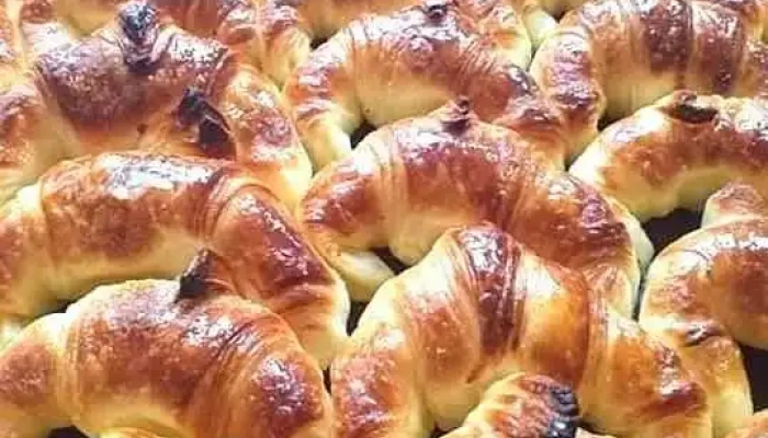 La Panaderia Comida Y Bebida - Rawson