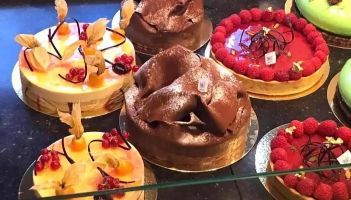 La Primera Panaderia Y Confiteria Srl Comida Y Bebida - Villa Eloisa
