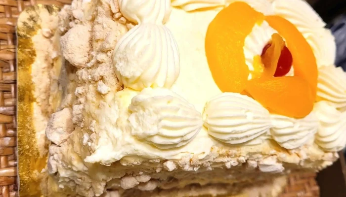 La Reina Panaderia Y Pasteleria Descuentos - San Juan