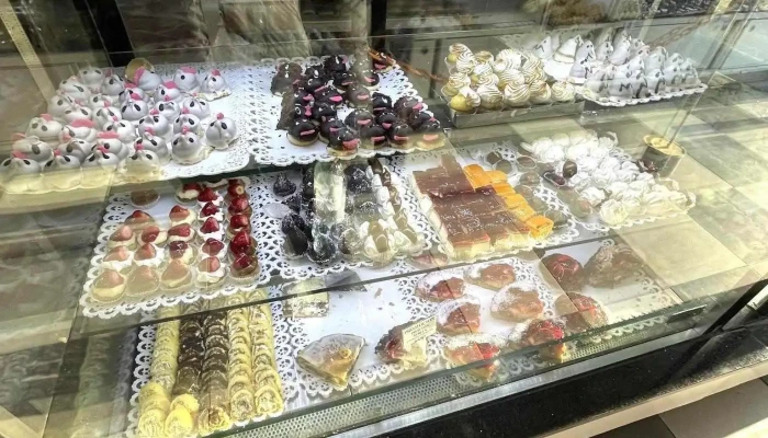 La Rosa Pasteleria Panaderia Vitrina - Cdad. Autónoma de Buenos Aires