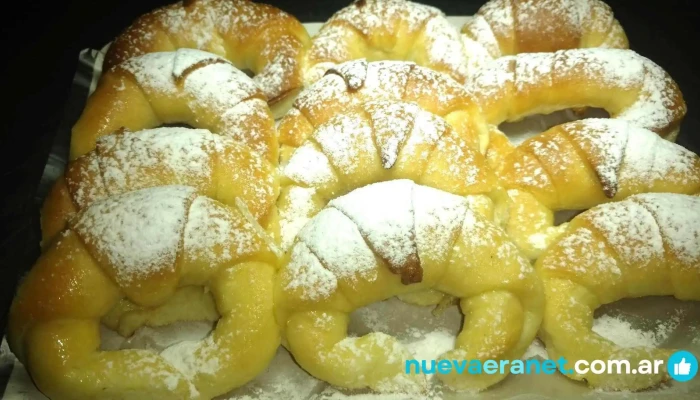 La Rustica Panaderia Y Resposteria -  Comida Y Bebida - Rivadavia