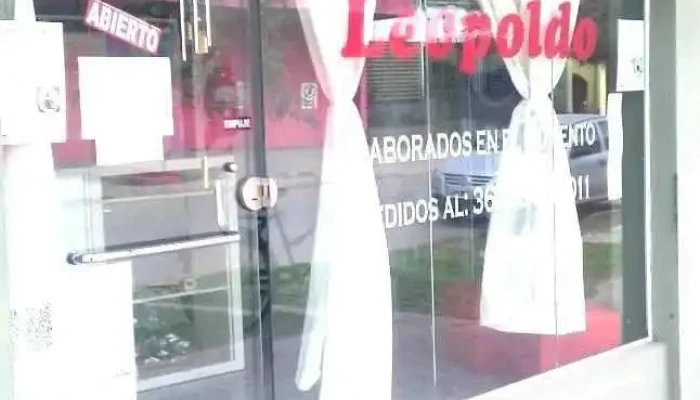 Leopoldo - Roque Sáenz Peña