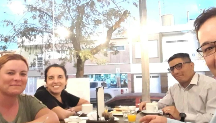 Lo De Nina Cafeteria -    Panaderia Abierto Ahora - Villa María