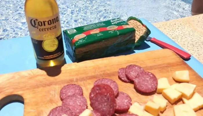 Los Portis Alojamiento -  Comida Y Bebida - Paso de la Patria