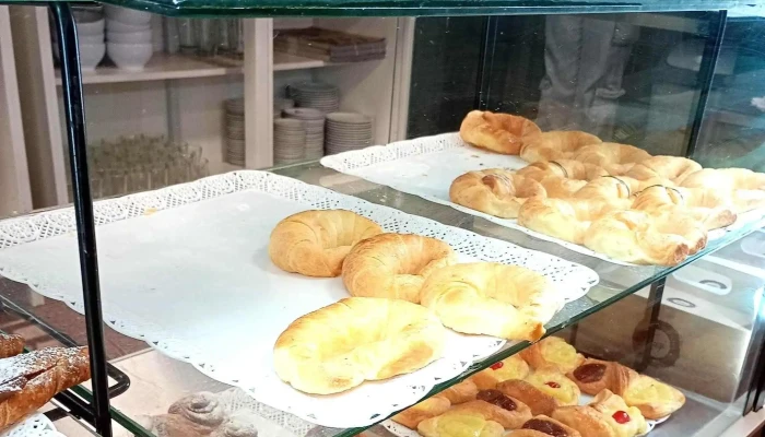 Luigi Heladeria Y Pasteleria Direccion - Resistencia