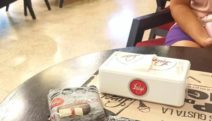 Luigi Heladeria Y Pasteleria Mas Recientes - Corrientes