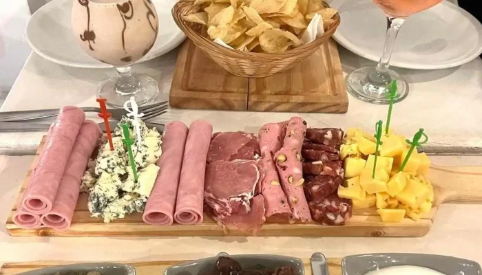 Manjares De Merlo Casa De Te Y Postreria Comida Y Bebida - Merlo