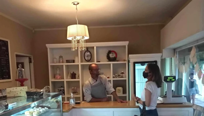 Mariela Bertoldi Pasteleria -  Donde - Cipolletti