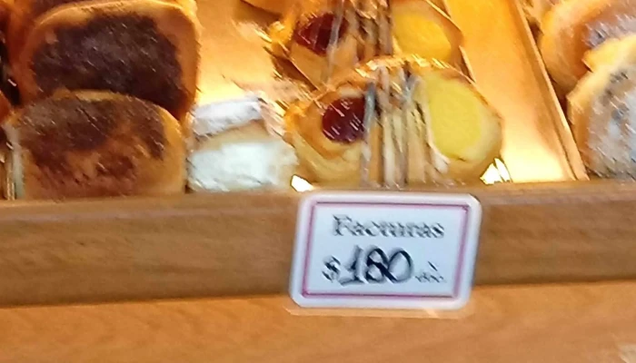 Martin   Panaderia Confiteria Donde - Trevelin
