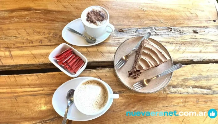 Memes Cakes   Pasteleria Casa De Te Capuchino - El Chalten