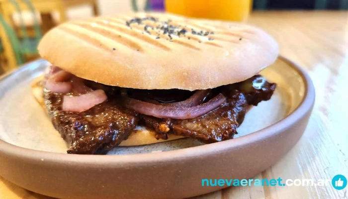 Metiche Cafe Comida Y Bebida - San Fernando del Valle de Catamarca
