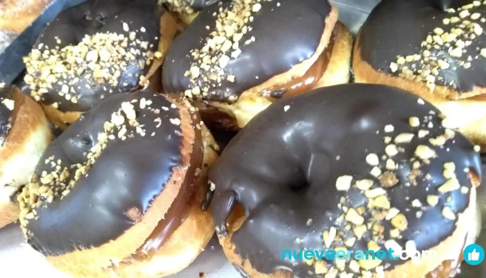 Mil Delicias Granate -    Panaderia Y Confiteria Dona - La Calera
