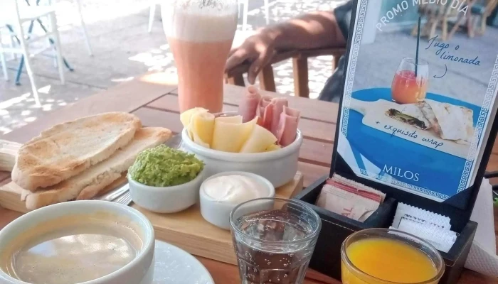 Milos Coffee Brunch Panaderia Heladeria Y Cafeteria Comentarios - Mendoza