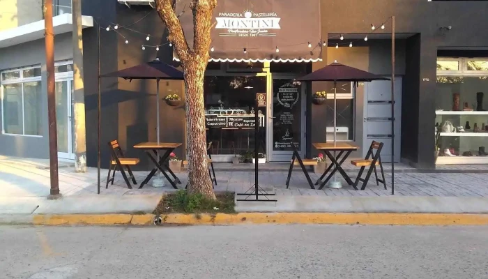 Montini Panaderia Y Pasteleria Del Propietario - San Javier
