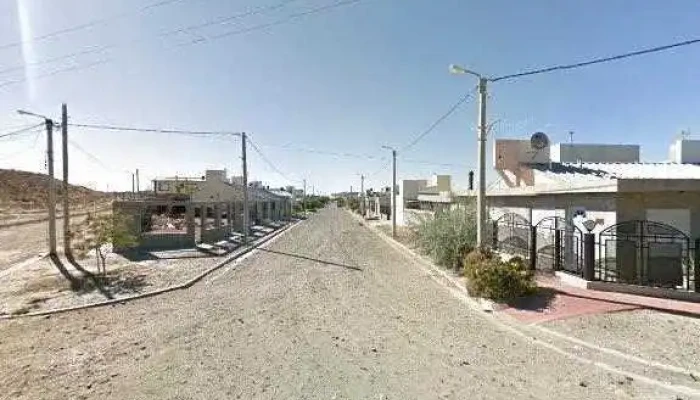 Naru Luna -  Cerca De Mideg - Comodoro Rivadavia
