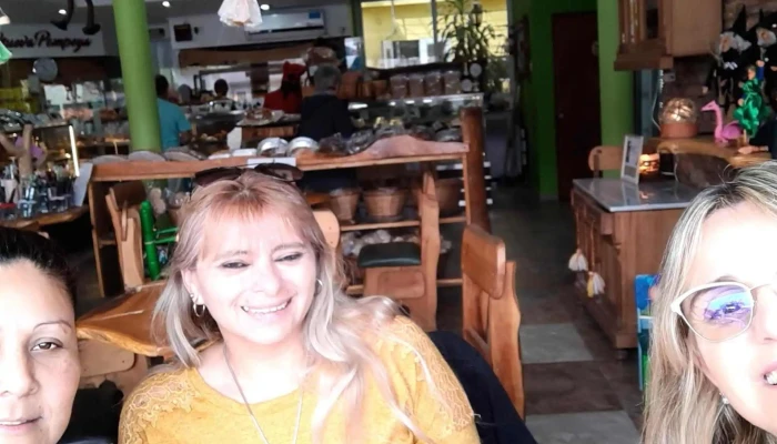 Nueva Pompeya -    Panaderia Y Confiteria Artesanal Comentarios - Rafaela