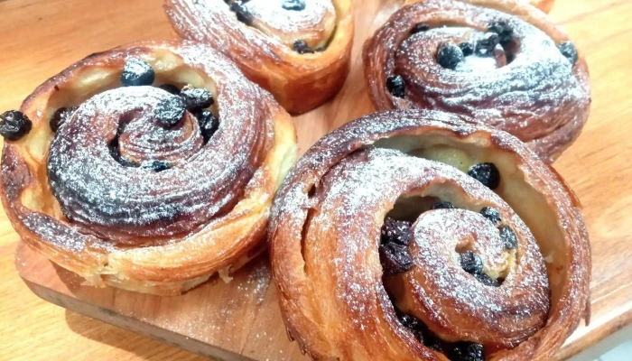 Ozut Panaderia Artesanal -  Comida Y Bebida - Trevelin