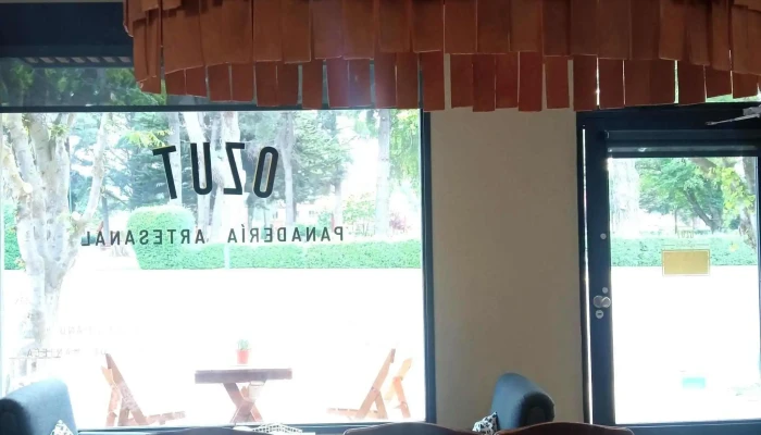 Ozut Panaderia Artesanal -  Instagram - Trevelin