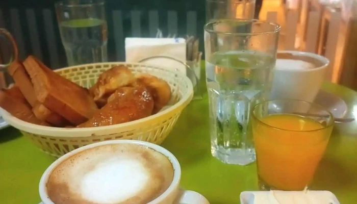 Palau Plaza -  Jugo - Santiago del Estero
