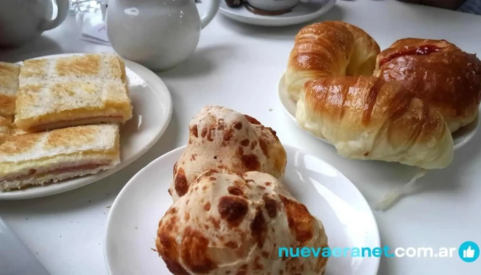 Pan -  Crem Comida Y Bebida - Gral. José de San Martín
