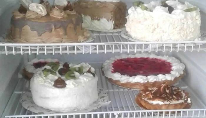 Panaderia 4 De Agosto -  Comida Y Bebida - Centenario