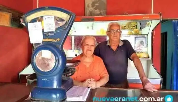 Panaderia A Horno A Lena Saffores Del Propietario - Colón