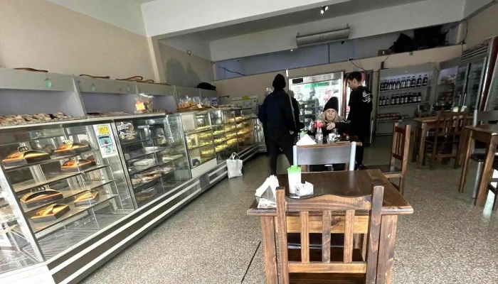 Panaderia Alvear Confiteria - Hua