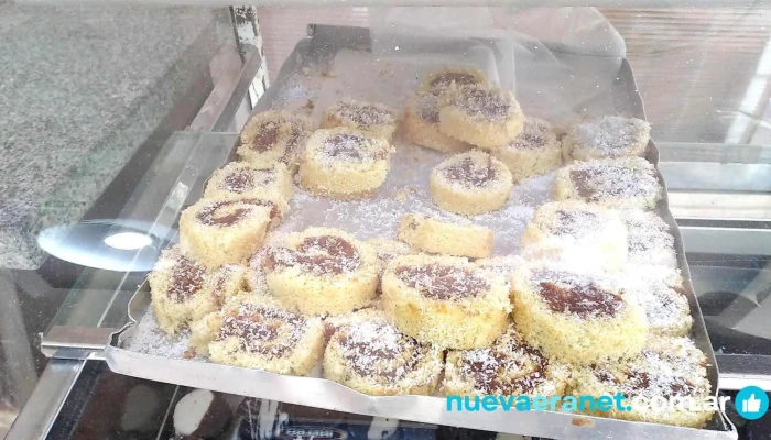 Panaderia Aquino -  Comida Y Bebida - Río Ceballos