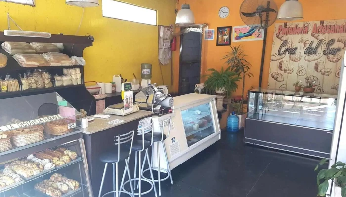 Panaderia Artesanal Cruz Del Sur Vitrina - Abh