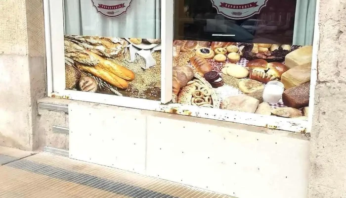 Panaderia Buenas Migas -  Vitrina - La Carlota
