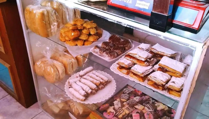 Panaderia Como Pan Caliente Ambiente - Cholila