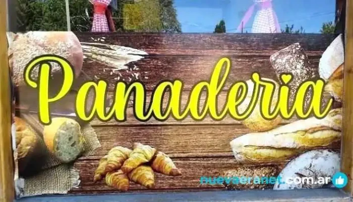 Panaderia Como Pan Caliente Del Propietario - Cholila