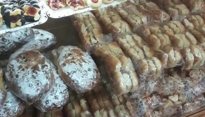 Panaderia Confiteria Autoservicio Karen -  Pastel - Eldorado