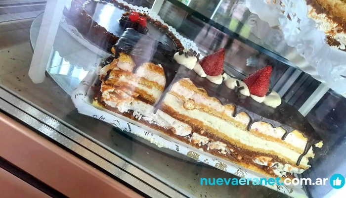 Panaderia Confiteria Cafeteria Chocolate Vitrina - Int. Alvear