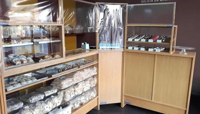 Panaderia Confiteria La Imperial Ambiente - Villa María