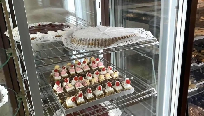 Panaderia Confiteria Lago Hermoso -  Ambiente - Godoy Cruz