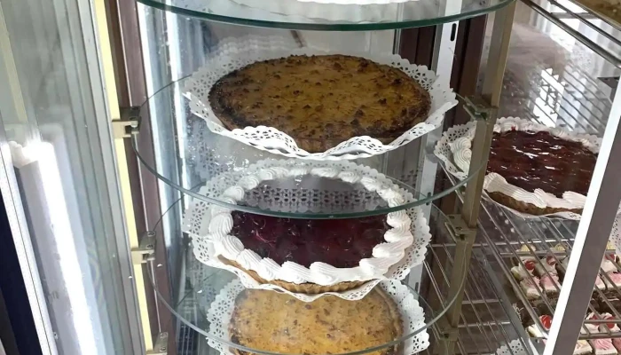Panaderia Confiteria Lago Hermoso -  Comida Y Bebida - Godoy Cruz