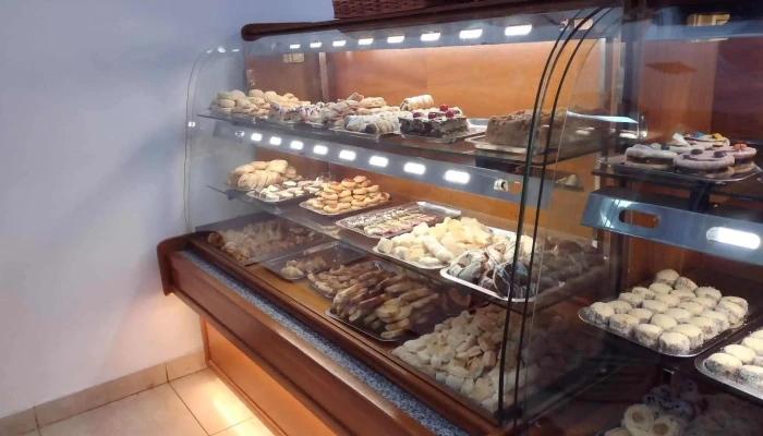 Panaderia Confiteria Panea Ambiente - Posadas