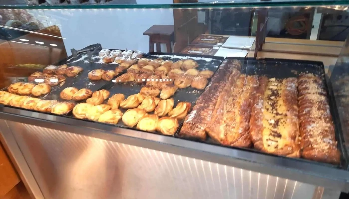 Panaderia Confiteria Panea Comida Y Bebida - Posadas