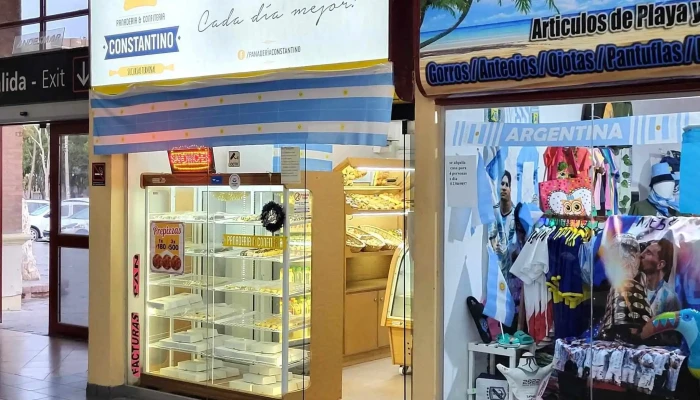Panaderia Constantino Abierto Ahora - Puerto Madryn