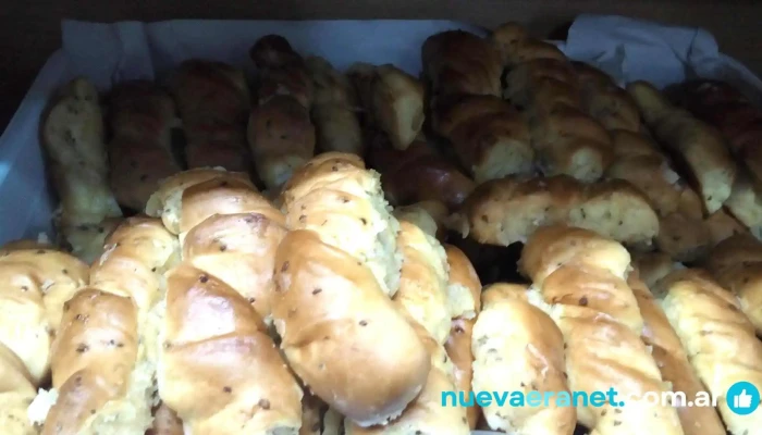 Panaderia Cosas Ricas Comida Y Bebida - Jardín America