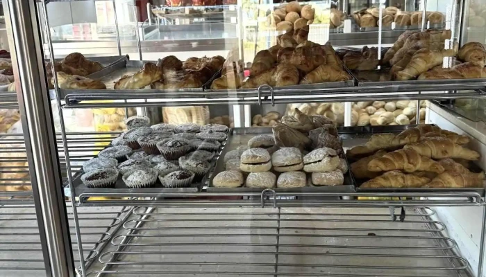 Panaderia Cristian Ambiente - Luzuriaga